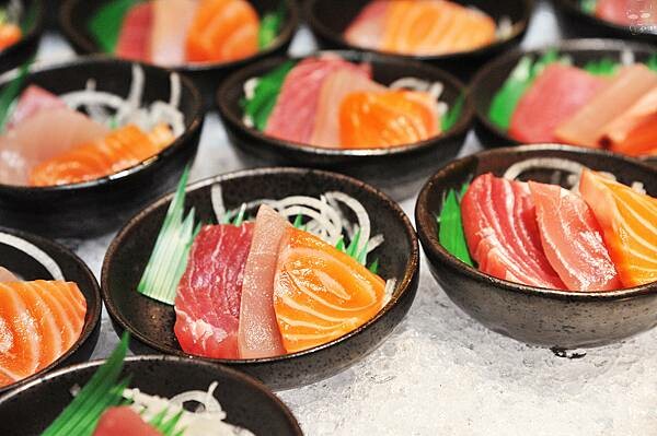 草屯屯鱻火鍋,南投草屯吃到飽名店,200種以上品項自助百匯超