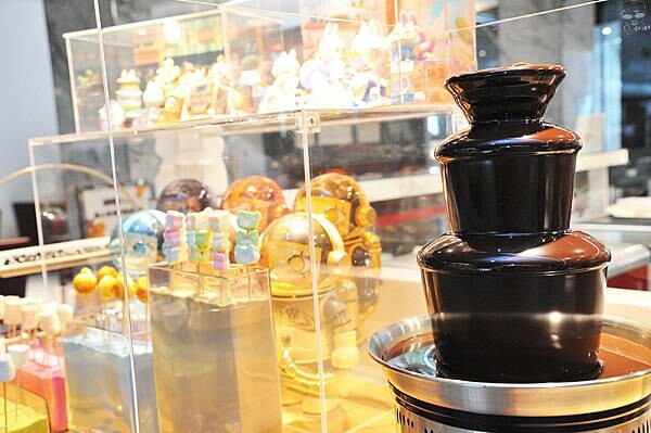 草屯屯鱻火鍋,南投草屯吃到飽名店,200種以上品項自助百匯超