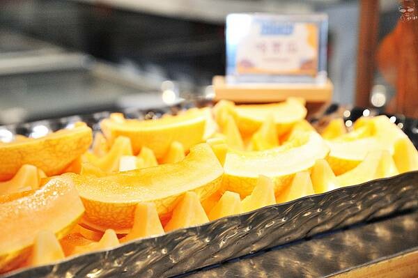 草屯屯鱻火鍋,南投草屯吃到飽名店,200種以上品項自助百匯超