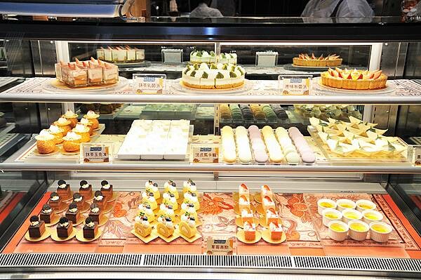 草屯屯鱻火鍋,南投草屯吃到飽名店,200種以上品項自助百匯超