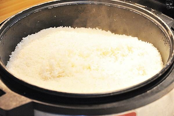 草屯屯鱻火鍋,南投草屯吃到飽名店,200種以上品項自助百匯超