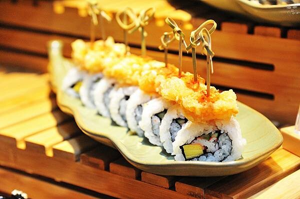 草屯屯鱻火鍋,南投草屯吃到飽名店,200種以上品項自助百匯超