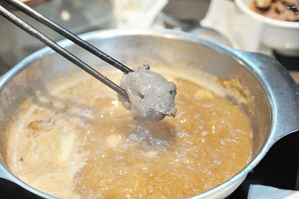 草屯屯鱻火鍋,南投草屯吃到飽名店,200種以上品項自助百匯超