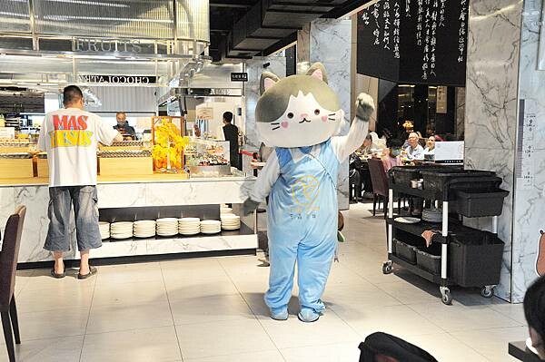 草屯屯鱻火鍋,南投草屯吃到飽名店,200種以上品項自助百匯超