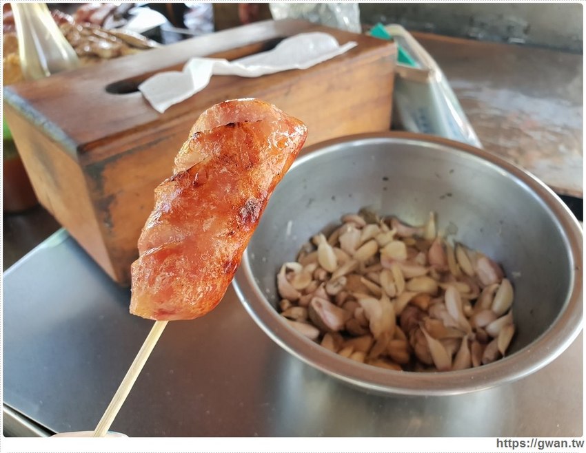 沒有地址~安平大樹旁發財車，限量烤雞腿沒預訂吃不到