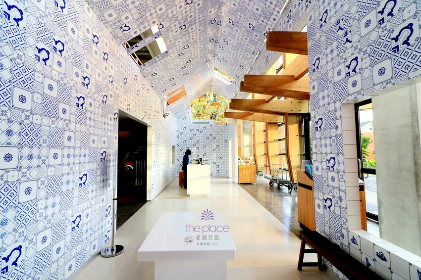 新鮮現流海鮮日式定食這裡吃,親子友善餐廳.還有可愛雙層巴士可以拍照.宜蘭礁溪餐廳推薦♥里海cafe♥