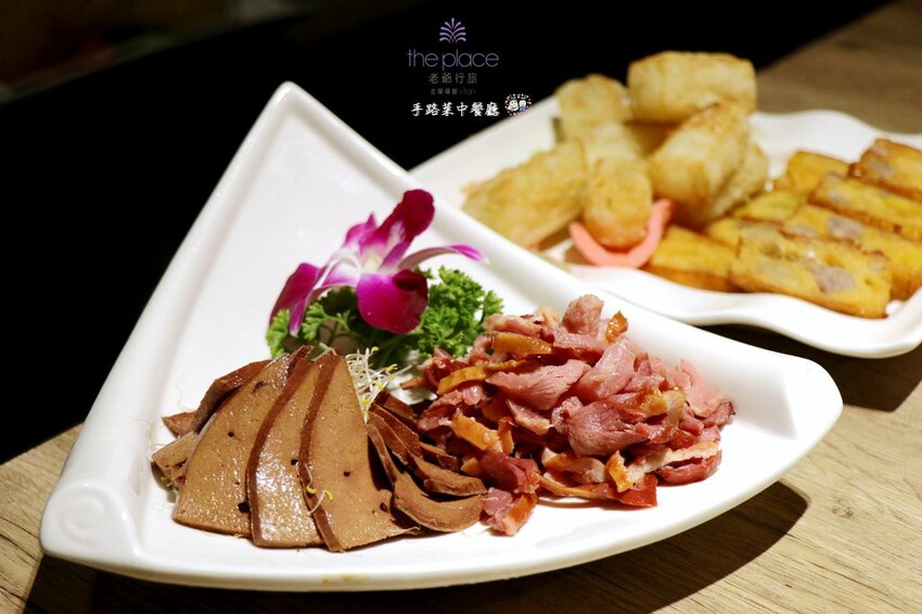 新鮮現流海鮮日式定食這裡吃,親子友善餐廳.還有可愛雙層巴士可以拍照.宜蘭礁溪餐廳推薦♥里海cafe♥