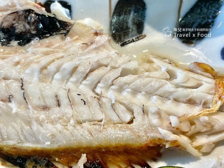 新鮮漁獲,現流的美味,每一口都是真材實料!用餐聚會首選,宜蘭礁溪里海咖啡 @魚兒 x 牽手明太子的「視」界旅行