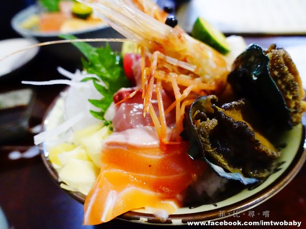畔の食堂：【捷運美食】畔の食堂日式料理 現點現做各式海鮮大滿貫 巷仔內的平價美食饗宴！(捷運小巨蛋站)
