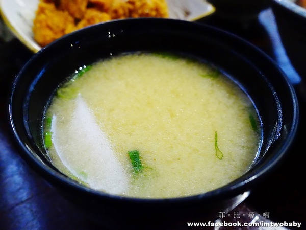 畔の食堂：【捷運美食】畔の食堂日式料理 現點現做各式海鮮大滿貫 巷仔內的平價美食饗宴！(捷運小巨蛋站)