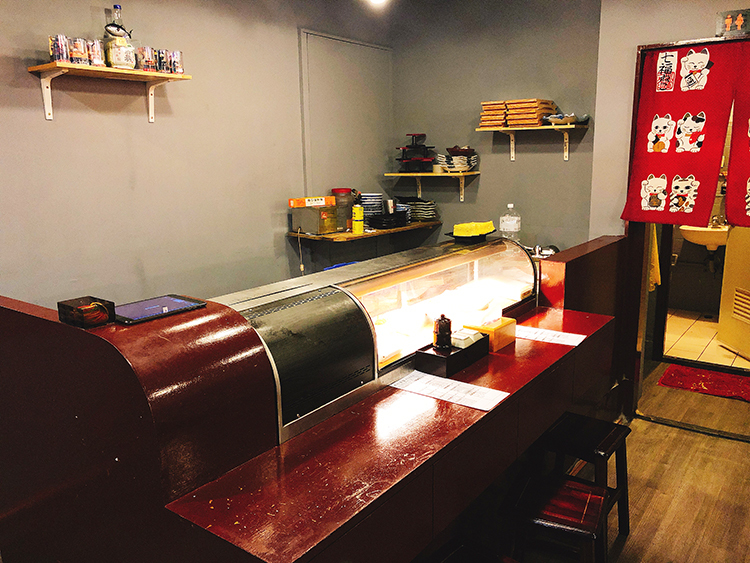 畔の食堂,小巨蛋美食,小巨蛋居酒屋,我不是他媽媽,八德路現做日本料理,台北平價生魚片,松山區平價生魚片,小巨蛋平價生魚片,八德路平價生魚片