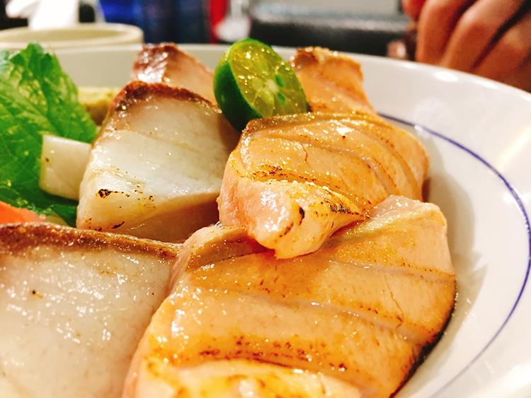 畔の食堂,小巨蛋美食,小巨蛋居酒屋,我不是他媽媽,松山區平價丼飯,育達商職,育達商職美食,,育達商職平價美食,育達商職日式,小巨蛋平價日式料理