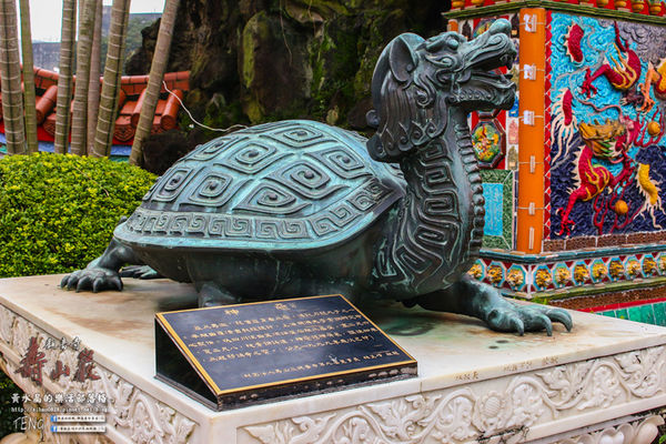 壽山巖觀音寺|桃園市/龜山區(風兒媚、花正俏，速來壽山賞花嬌；乾隆賜、觀音威，護國祐民真慈悲。)