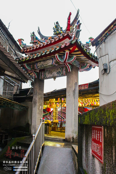 壽山巖觀音寺|桃園市/龜山區(風兒媚、花正俏，速來壽山賞花嬌；乾隆賜、觀音威，護國祐民真慈悲。)