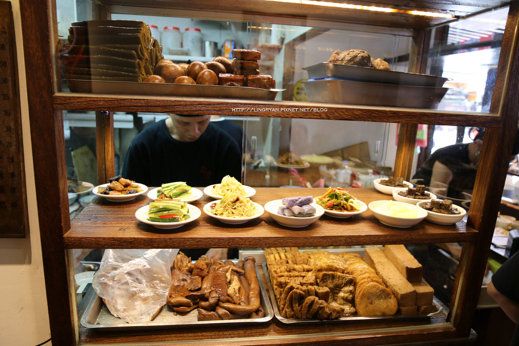 北市。中山|蘭方麵食館-遼寧街美食、精緻懷舊川味麵食推薦/來碗花椒麵切盤滷味吧!!(近捷運南京復興站/附MENU) IMG_5331.JPG