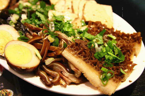 蘭芳麵食館:【台北市中山區。小吃】蘭方麵食館 遼寧夜市傳統家鄉味小吃 南京復興站 蘭芳麵食館:【台北市中山區。小吃】蘭方麵食館 遼寧夜市傳統家鄉味小吃 南京復興站