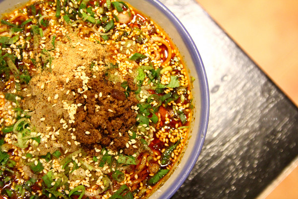 蘭芳麵食館:【台北市中山區。小吃】蘭方麵食館 遼寧夜市傳統家鄉味小吃 南京復興站 蘭芳麵食館:【台北市中山區。小吃】蘭方麵食館 遼寧夜市傳統家鄉味小吃 南京復興站