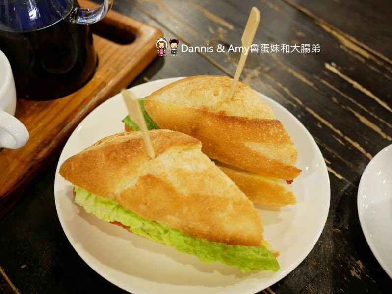 《桃園平鎮美食》Alpha Coffee &Tea是全台最大咖啡炒焙廠也是隱身工業區的隱藏版咖啡館︱(影片)