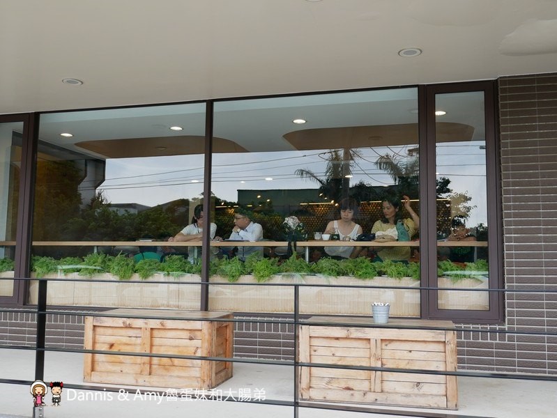 《桃園平鎮美食》Alpha Coffee &Tea是全台最大咖啡炒焙廠也是隱身工業區的隱藏版咖啡館︱(影片)