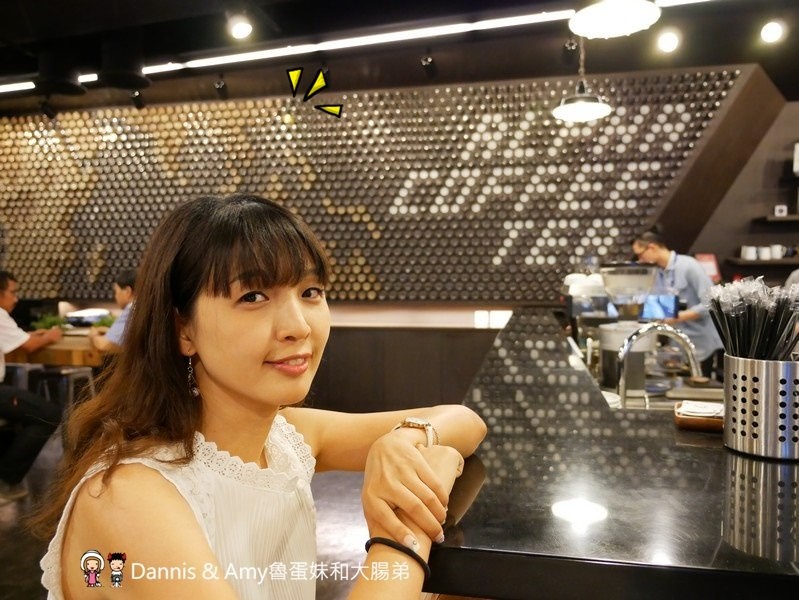 《桃園平鎮美食》Alpha Coffee &Tea是全台最大咖啡炒焙廠也是隱身工業區的隱藏版咖啡館︱(影片)