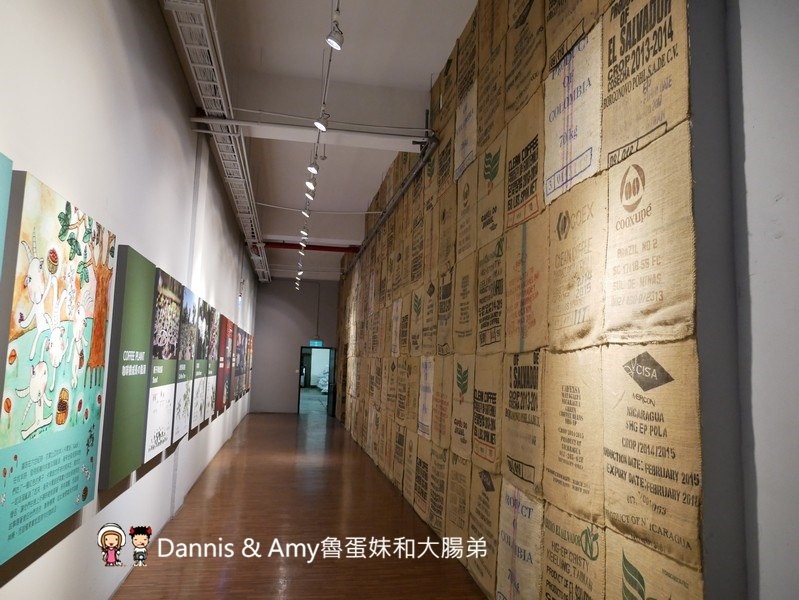 《桃園平鎮美食》Alpha Coffee &Tea是全台最大咖啡炒焙廠也是隱身工業區的隱藏版咖啡館︱(影片)