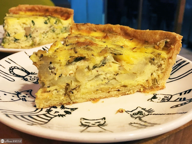 【新北新店】老派的約會 | 捷運七張站 便宜也可吃到美味質感的甜點小店 無地雷的鹹派和甜派