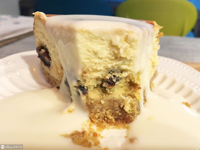 【新北新店】老派的約會 | 捷運七張站 便宜也可吃到美味質感的甜點小店 無地雷的鹹派和甜派