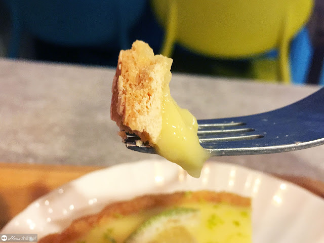 【新北新店】老派的約會 | 捷運七張站 便宜也可吃到美味質感的甜點小店 無地雷的鹹派和甜派