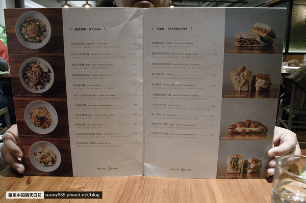 Drip Cafe 好滴(站前店)：【台北|好滴咖啡】草莓多拿滋必吃 北車站前聊天美食二不誤好地方 (附完整菜單)