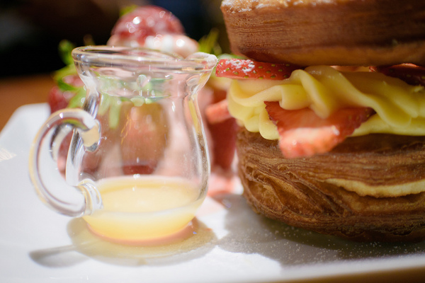 Drip Cafe 好滴(站前店):【台北|好滴咖啡】草莓多拿滋必吃 北車站前聊天美食二不誤好地方 (附完整菜單)