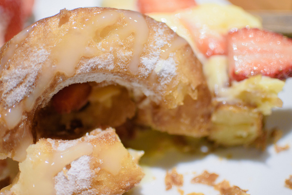 Drip Cafe 好滴(站前店):【台北|好滴咖啡】草莓多拿滋必吃 北車站前聊天美食二不誤好地方 (附完整菜單)