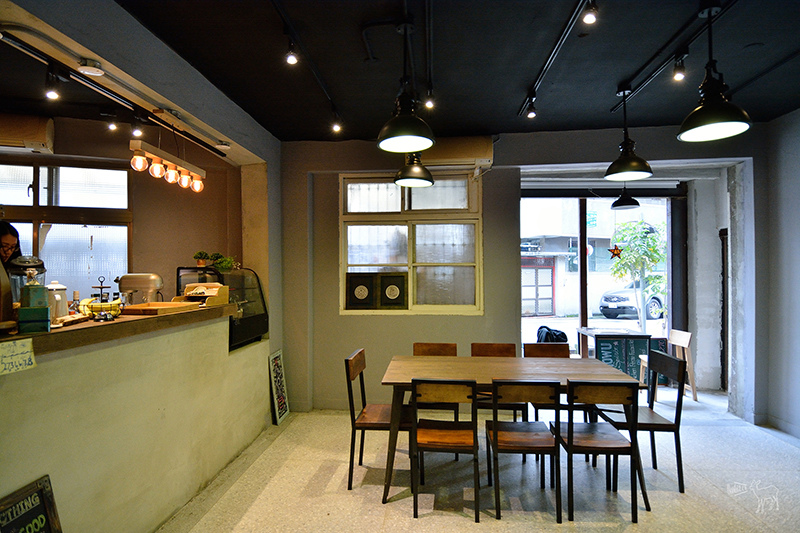 賣牛肉麵與甜點的好物咖啡館:捷運南京復興 中山國中站美食