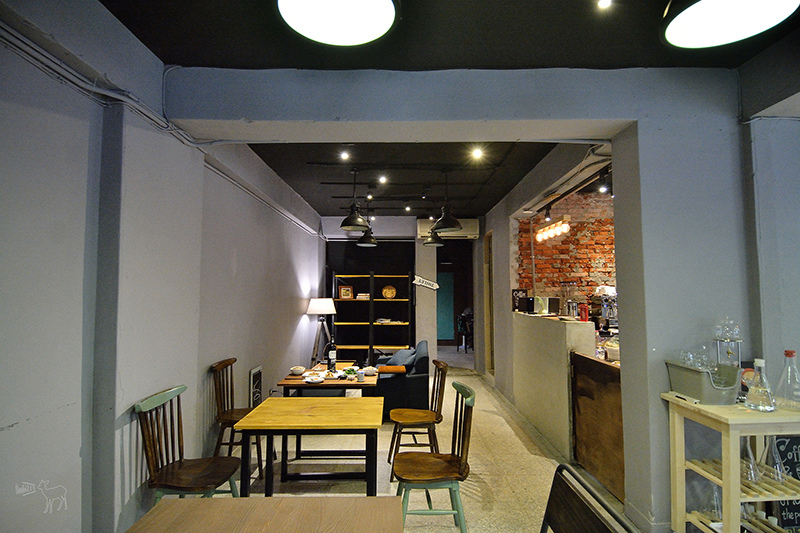 賣牛肉麵與甜點的好物咖啡館:捷運南京復興 中山國中站美食