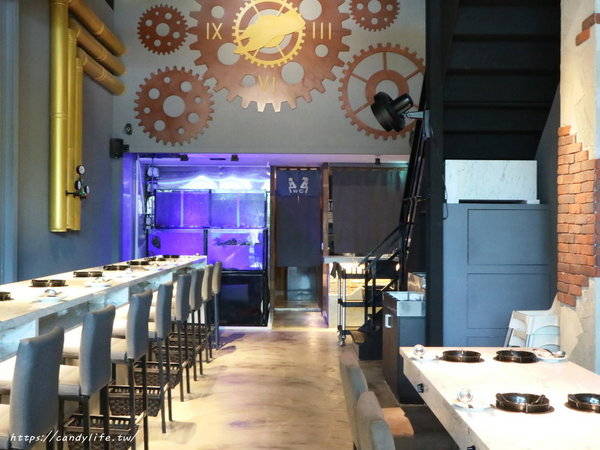 源鍋精緻鍋物:台中美食│源鍋〃活體海鮮鍋一人獨享,鮮味指數大爆表!激推麻油系列~