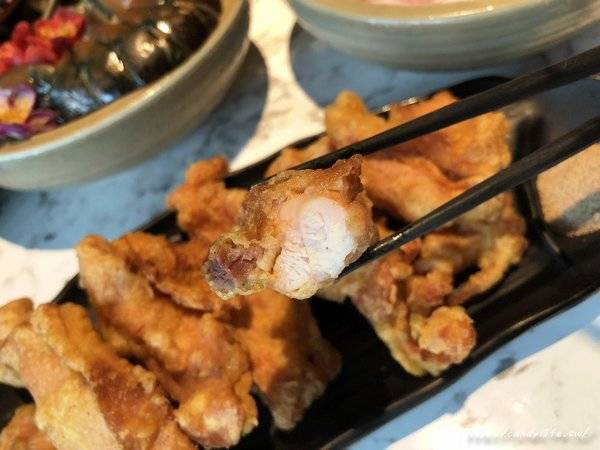 源鍋精緻鍋物:台中美食│源鍋〃活體海鮮鍋一人獨享,鮮味指數大爆表!激推麻油系列~