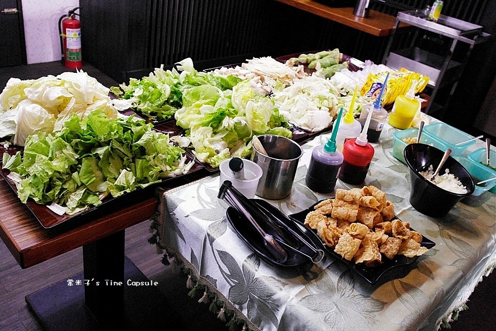 [台南新營]碳味亭-燒肉+火鍋吃到飽~想要大口吃肉的好所在~