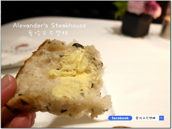 Alexander's Steakhouse 亞歷山大牛排館:【台北市/美食】Alexander's Steakhouse 亞歷山大牛排館。約會首選。服務棒氣氛佳!28天/45天/100天熟成牛排!