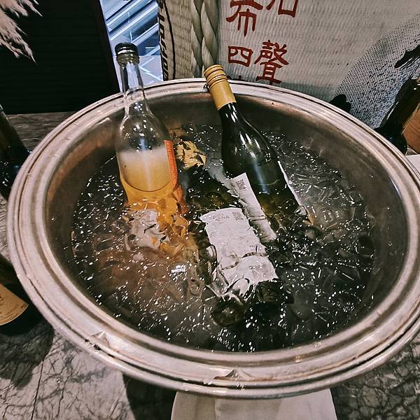 台北福華彩虹座自助~環境寬敞優雅舒適~服務及餐點都在水準之上