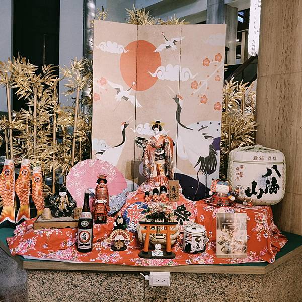 台北福華彩虹座自助buffet~環境寬敞優雅舒適~服務及餐點