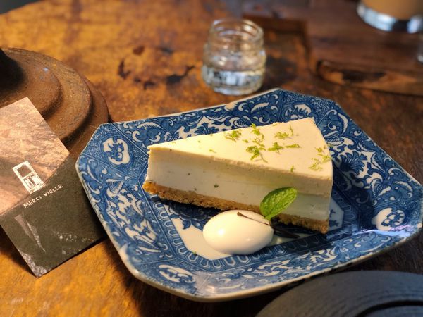 S__11681808 S__11681808