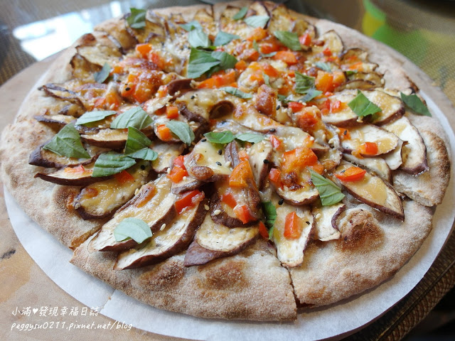 (新竹竹北美食) 蜜熊窯披薩 ❤ 超推!你相信這是素食嗎?不可思議的好吃/披薩/義大利麵/燉飯/有機/美味/健康