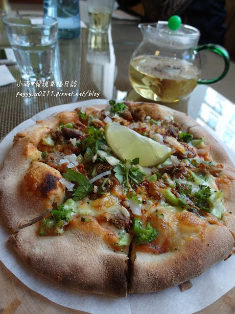 (新竹竹北美食) 蜜熊窯披薩 ❤ 超推!你相信這是素食嗎?不可思議的好吃/披薩/義大利麵/燉飯/有機/美味/健康