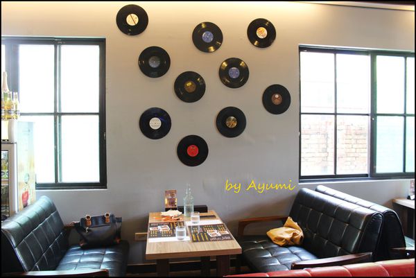 三胡町-Bistro：[食記]//三胡町Bistro餐酒館//台南最愛的早午餐