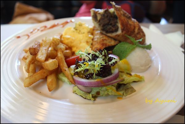 三胡町-Bistro：[食記]//三胡町Bistro餐酒館//台南最愛的早午餐