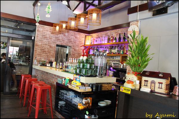 三胡町-Bistro：[食記]//三胡町Bistro餐酒館//台南最愛的早午餐