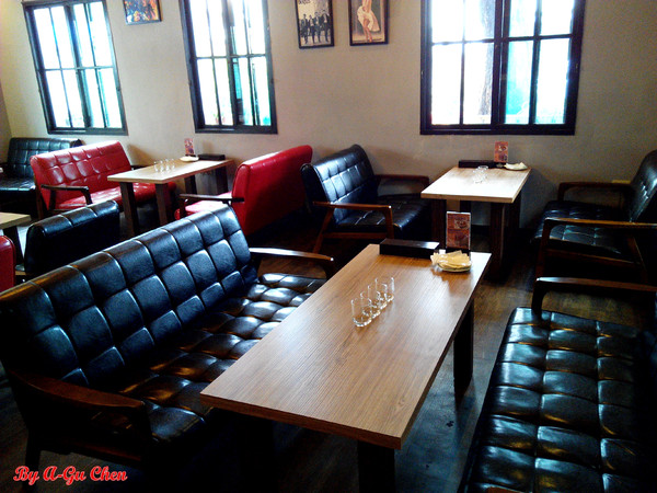 三胡町-Bistro:【臺南Ω東區】三胡町。擁有老屋外貌而內蘊現代靈魂的餐酒坊 三胡町-Bistro:【臺南Ω東區】三胡町。擁有老屋外貌而內蘊現代靈魂的餐酒坊