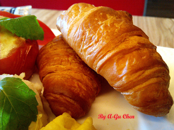 三胡町-Bistro:【臺南Ω東區】三胡町。擁有老屋外貌而內蘊現代靈魂的餐酒坊 三胡町-Bistro:【臺南Ω東區】三胡町。擁有老屋外貌而內蘊現代靈魂的餐酒坊