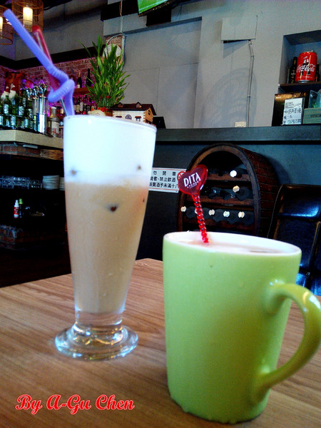 三胡町-Bistro:【臺南Ω東區】三胡町。擁有老屋外貌而內蘊現代靈魂的餐酒坊 三胡町-Bistro:【臺南Ω東區】三胡町。擁有老屋外貌而內蘊現代靈魂的餐酒坊