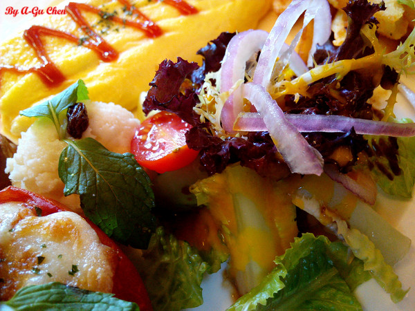 三胡町-Bistro:【臺南Ω東區】三胡町。擁有老屋外貌而內蘊現代靈魂的餐酒坊 三胡町-Bistro:【臺南Ω東區】三胡町。擁有老屋外貌而內蘊現代靈魂的餐酒坊