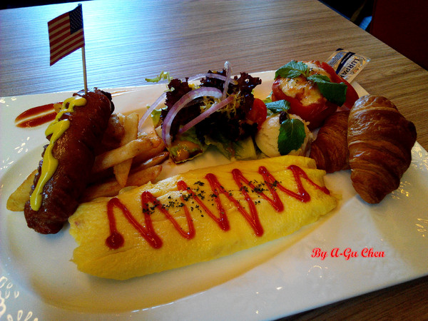 三胡町-Bistro:【臺南Ω東區】三胡町。擁有老屋外貌而內蘊現代靈魂的餐酒坊 三胡町-Bistro:【臺南Ω東區】三胡町。擁有老屋外貌而內蘊現代靈魂的餐酒坊